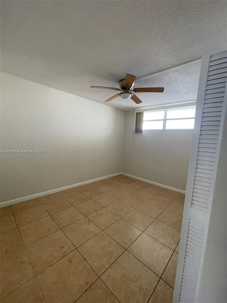 3030 Marcos Dr - Photo 24