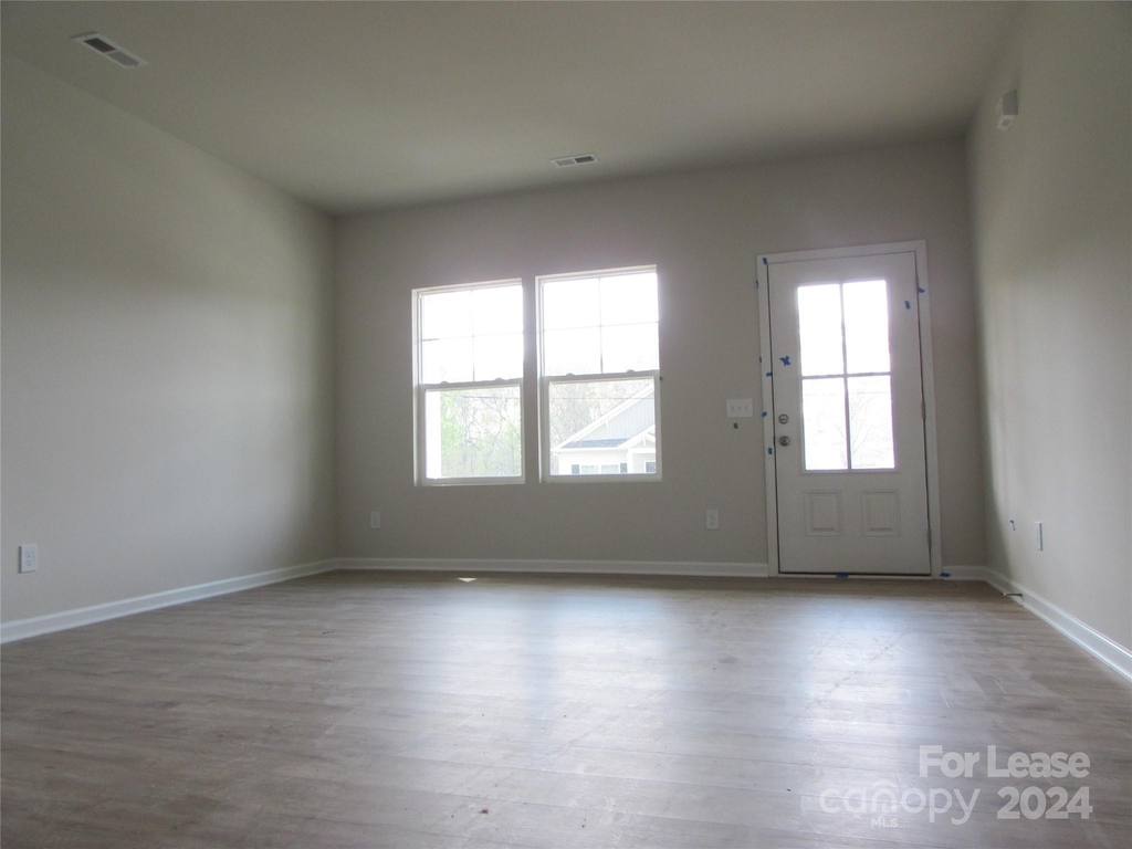 428 Ridge Avenue - Photo 2