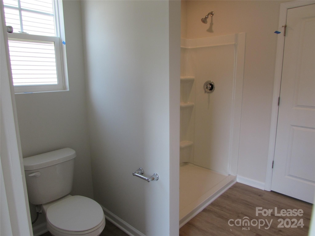 428 Ridge Avenue - Photo 6