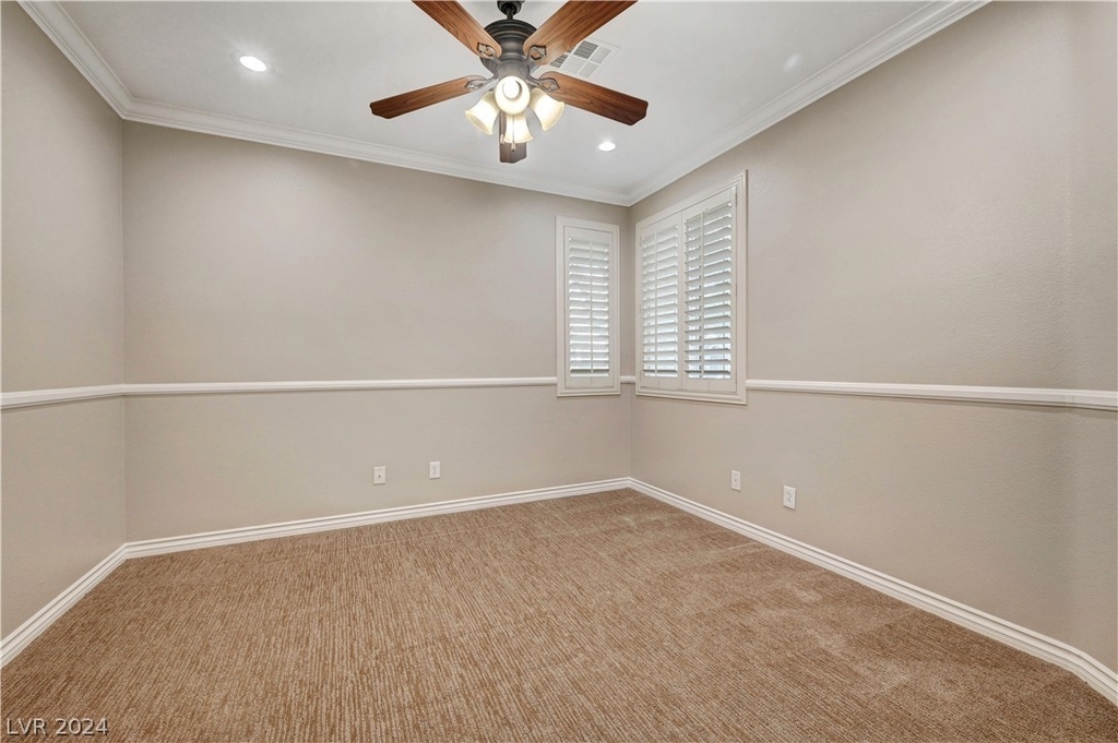 10512 Galleon Peak Lane - Photo 17