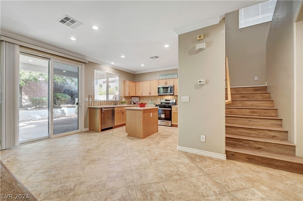 10512 Galleon Peak Lane - Photo 10