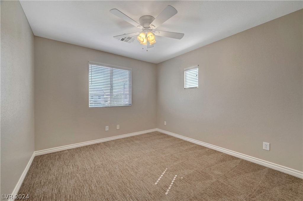 10512 Galleon Peak Lane - Photo 32