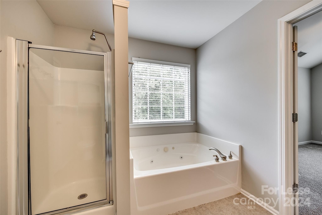 1900 Travertine Lane - Photo 19