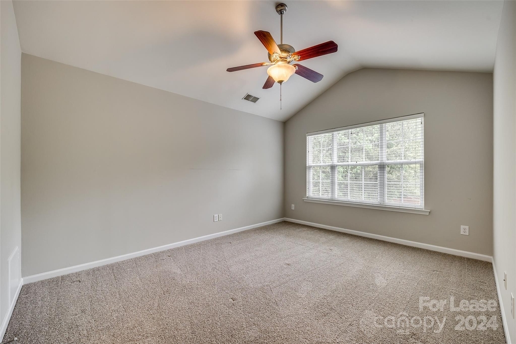 1900 Travertine Lane - Photo 14