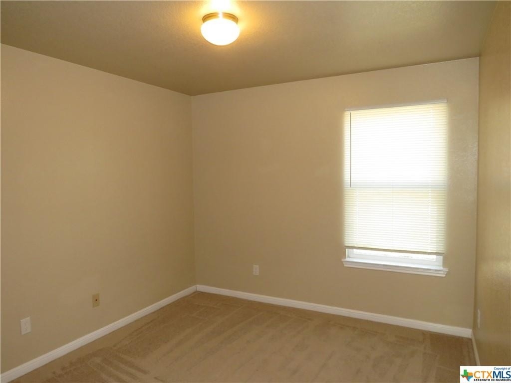 601 W Vega Lane - Photo 9