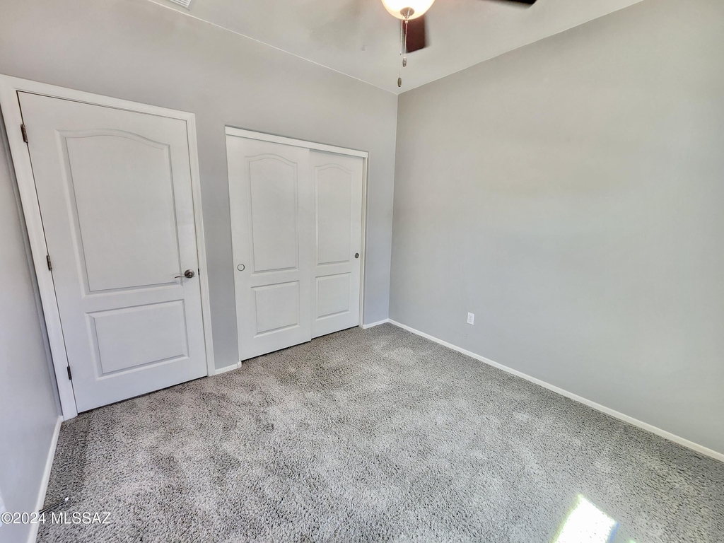 12096 W Formosa Lane - Photo 11