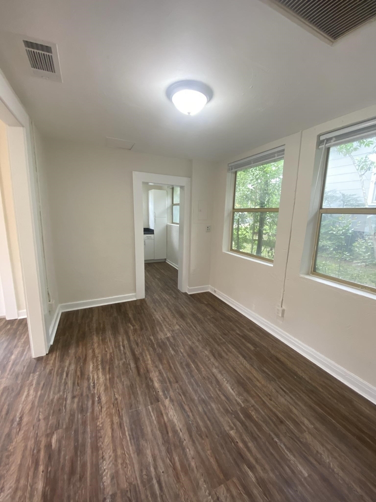 1221 N Duval Street - Photo 5