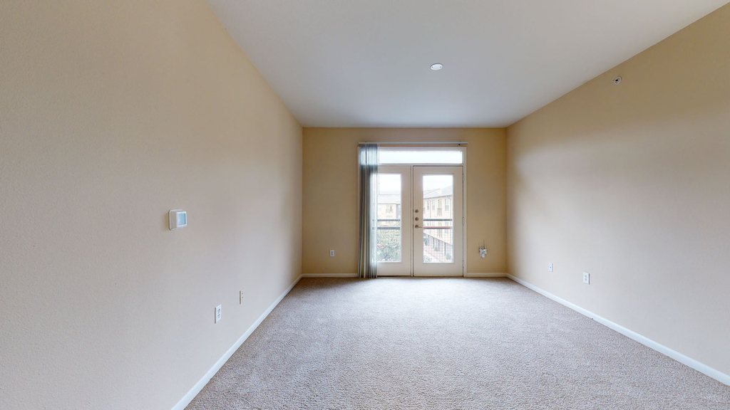 7001 Parkwood Boulevard - Photo 2