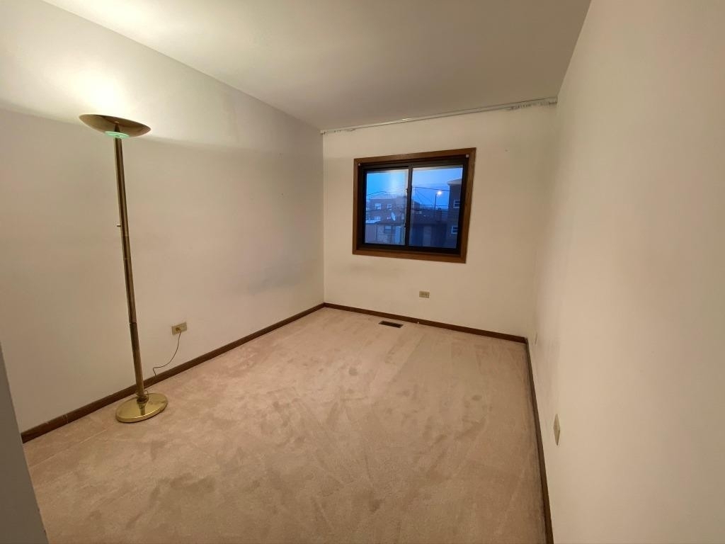 345 W 30th Place - Photo 13