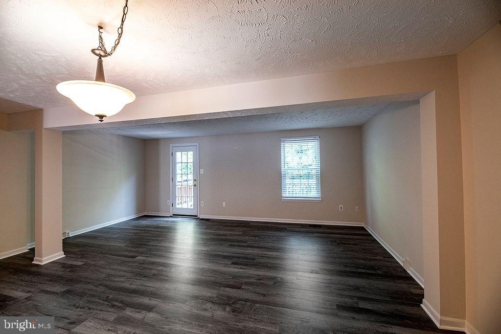 1541 Autumn Ridge Cir - Photo 6