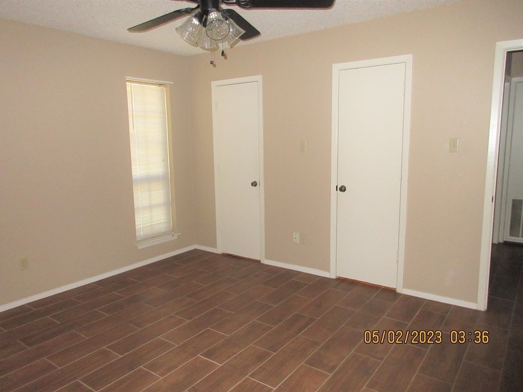 1155 A Oval Dr - Photo 10