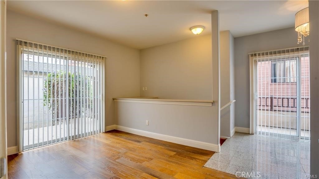 629 W Stocker Street - Photo 25