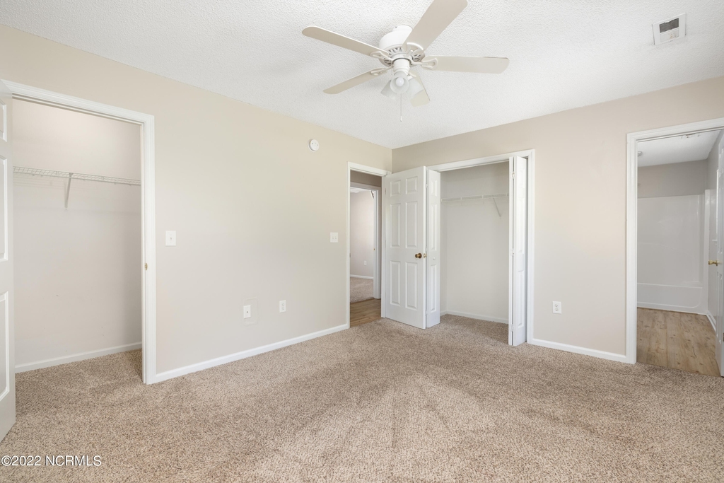 205 Smallberry Court - Photo 13