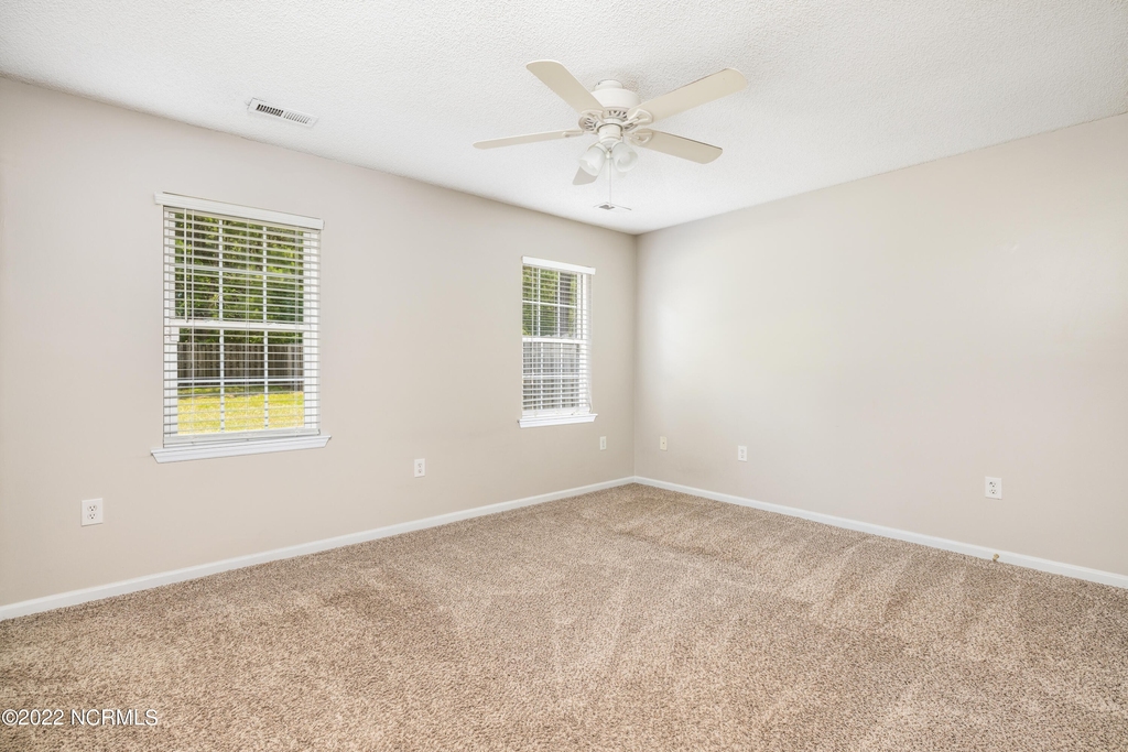 205 Smallberry Court - Photo 12