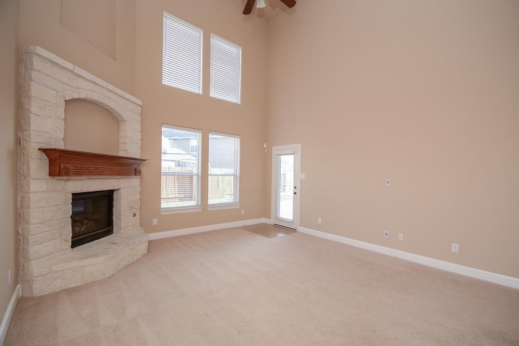 25939 Celtic Terrace - Photo 9