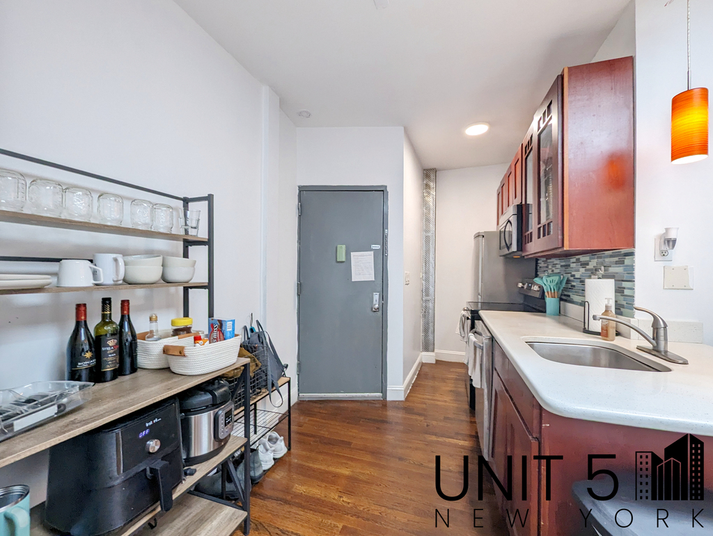 1673 Nostrand Avenue - Photo 2