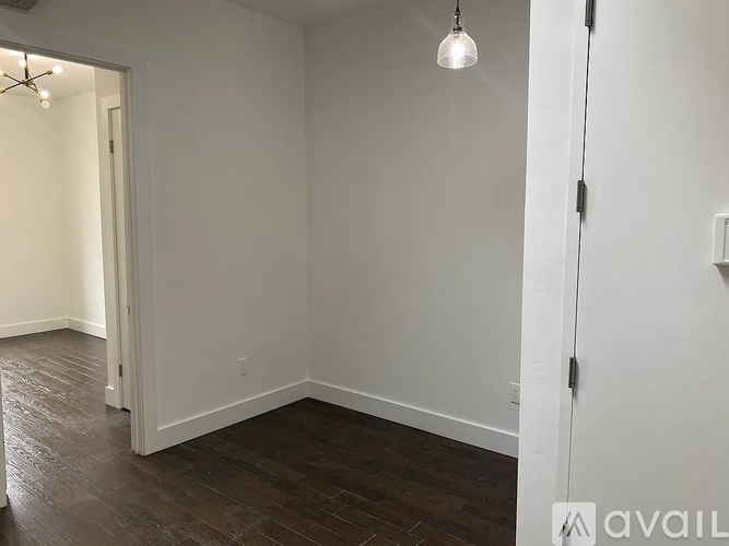 1114 Halsey Street - Photo 2