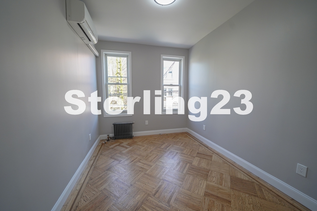 32-51 44th Street - Photo 11