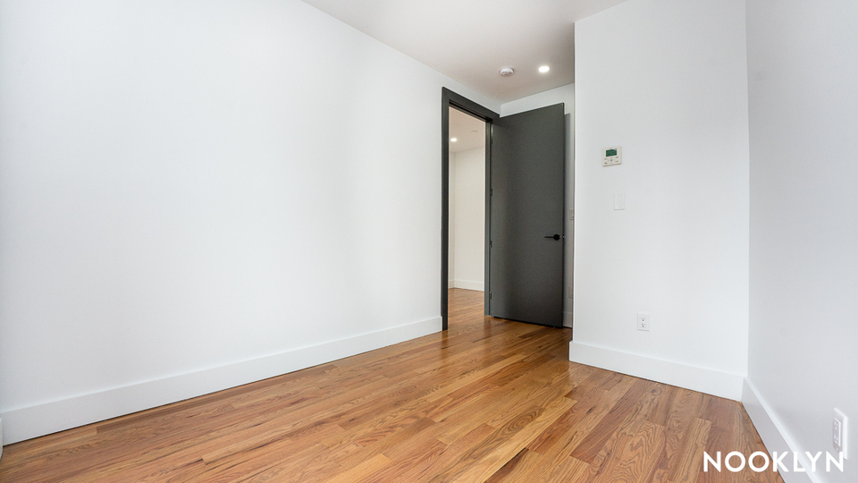 375 Lefferts Avenue - Photo 2