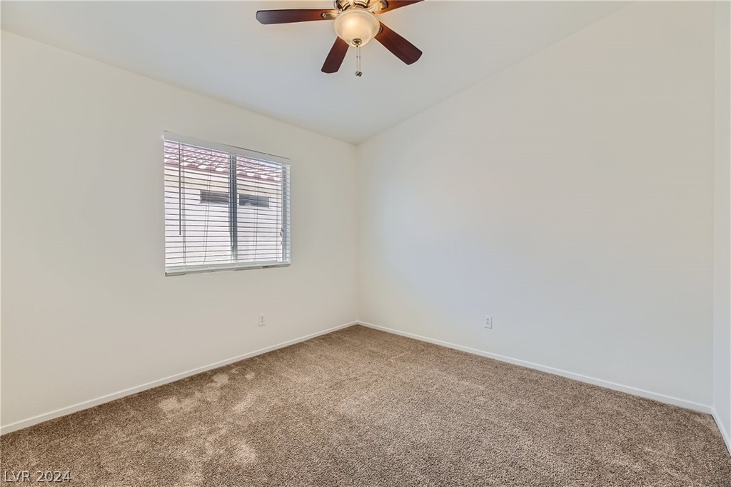 1018 Sun Poppy Avenue - Photo 16