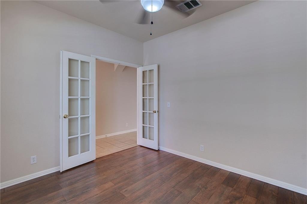 8213 Menlo Park Pl - Photo 4