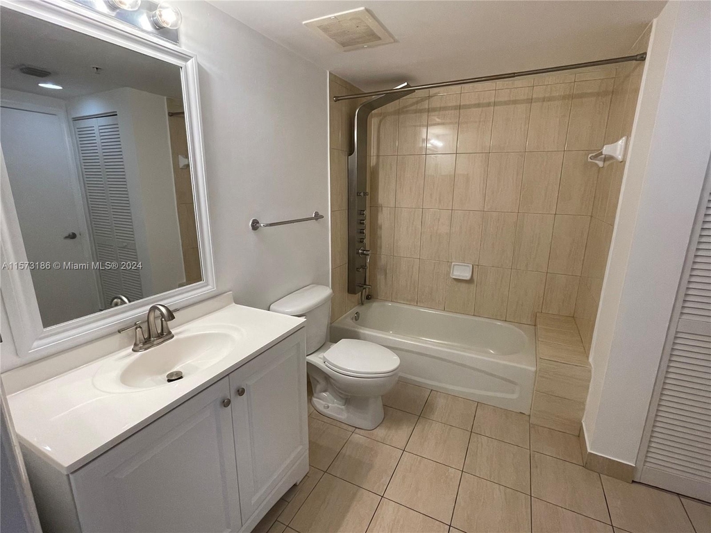 1750 N Bayshore Dr - Photo 10