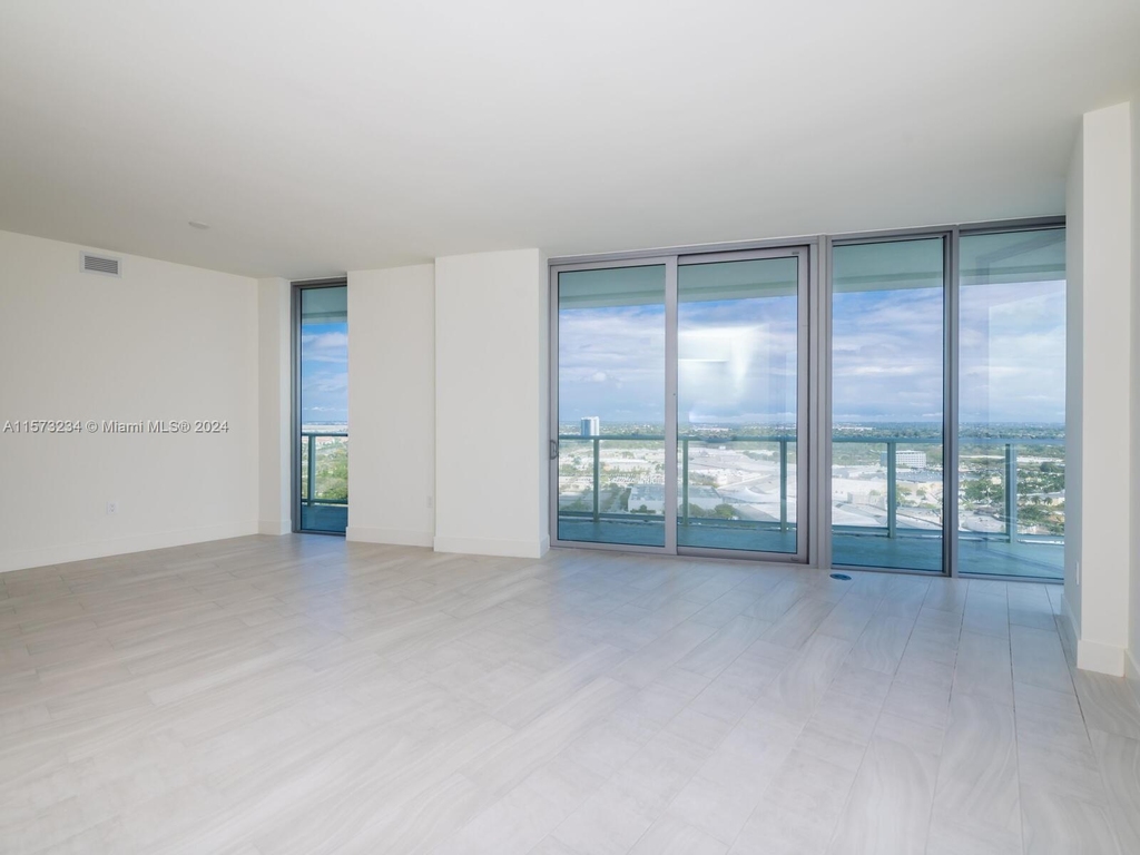 2000 Metropica Way - Photo 14