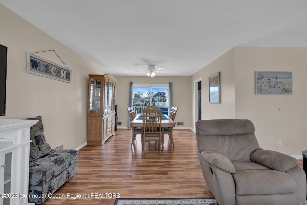 415 15th Avenue - Photo 9