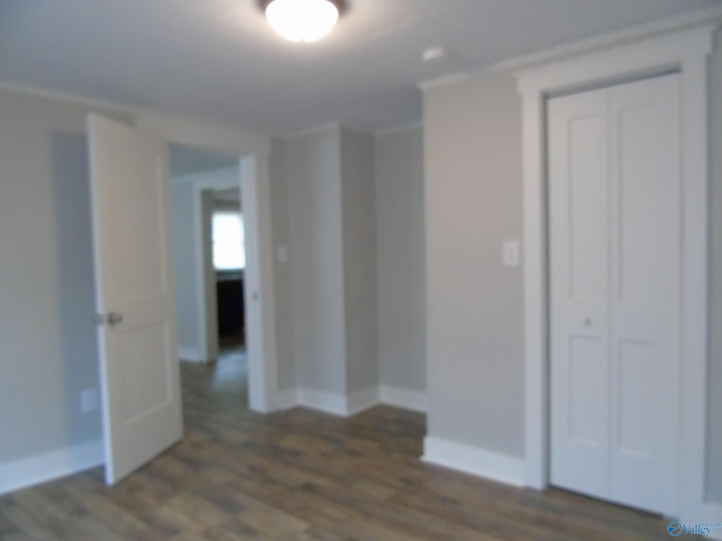 1107 England Street - Photo 8