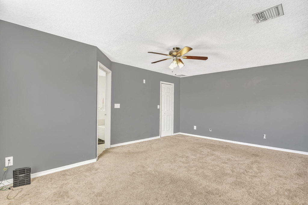 2820 Landry Avenue - Photo 13