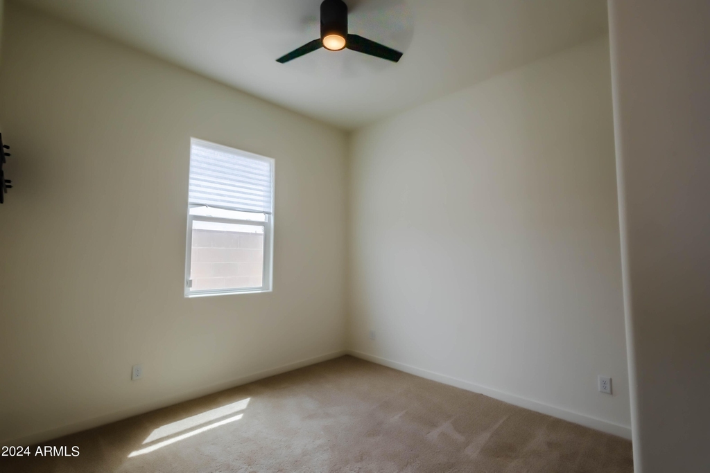 5808 S 101st Way - Photo 14