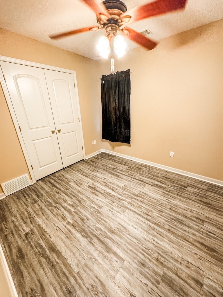 10175 Sterling Ridge - Photo 5