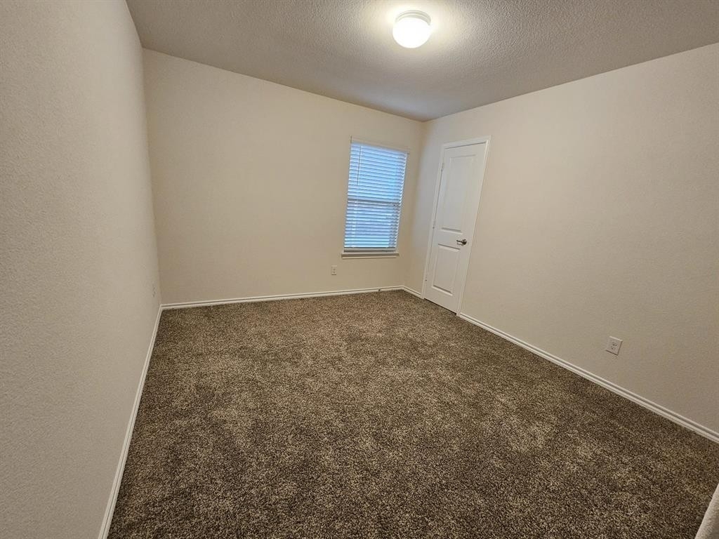 708 English Drive - Photo 5