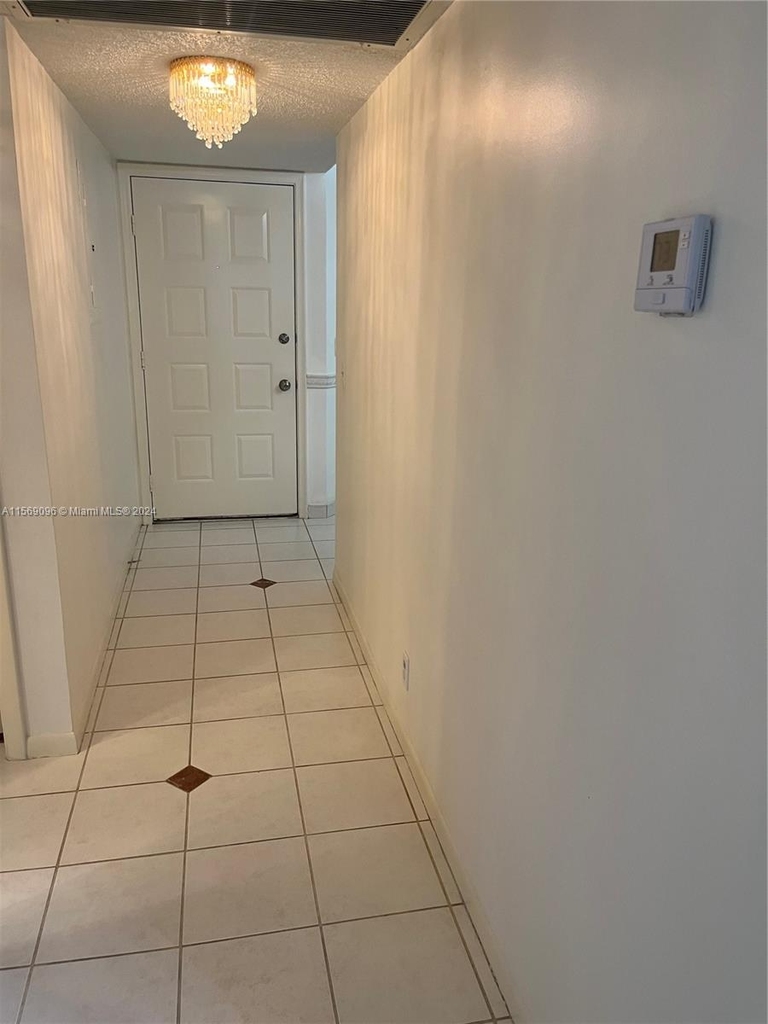 1100 Sw 128th Ter - Photo 5