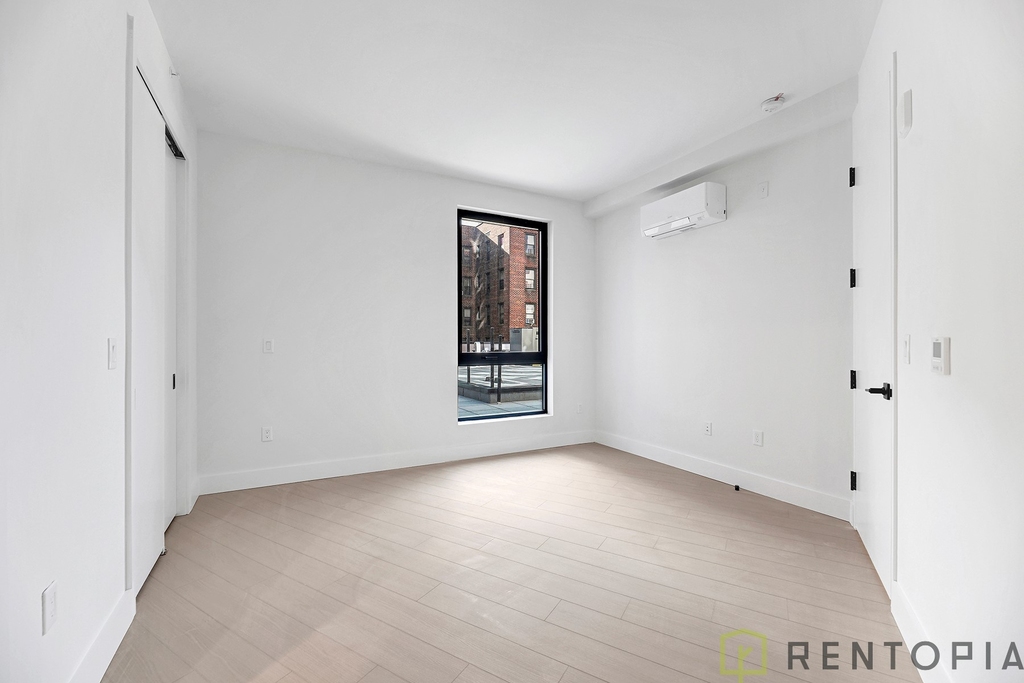 1634 Flatbush Avenue - Photo 10