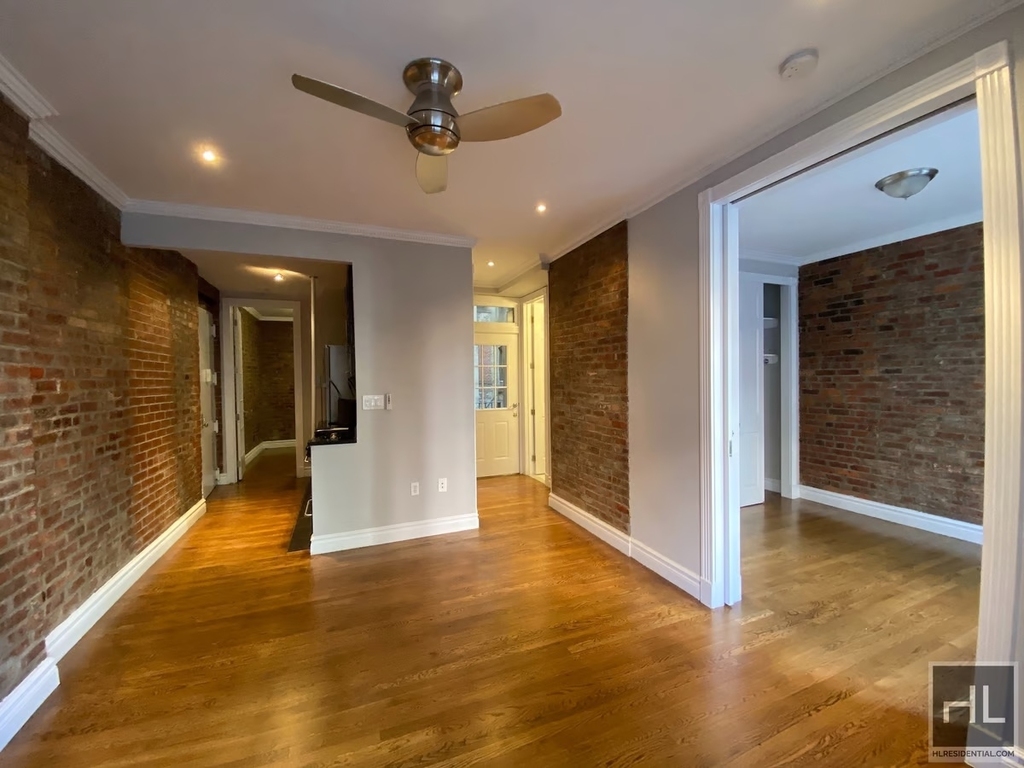 340 East 18th Street - Photo 1