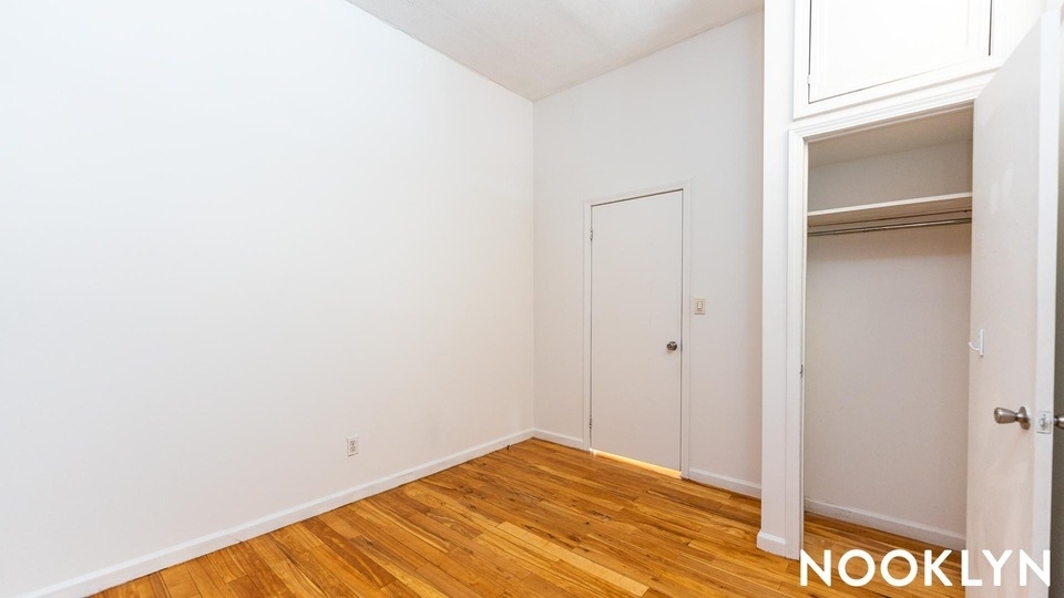 1047 Bedford Avenue - Photo 8