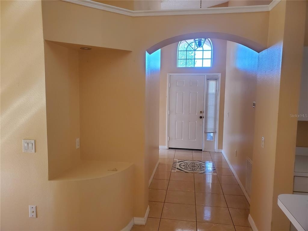 664 Eagle Pointe S - Photo 2