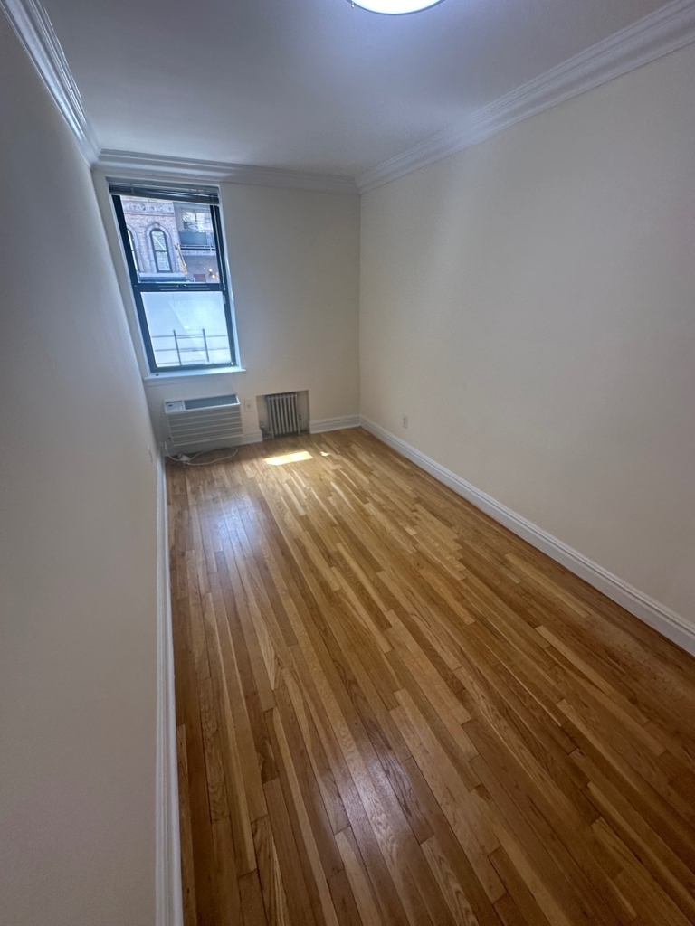 229 East 80th Street - Photo 9