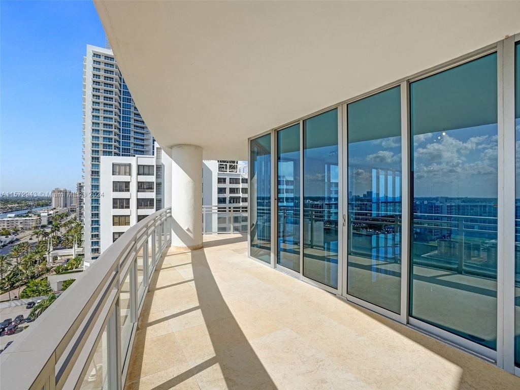 3535 S Ocean Dr - Photo 12