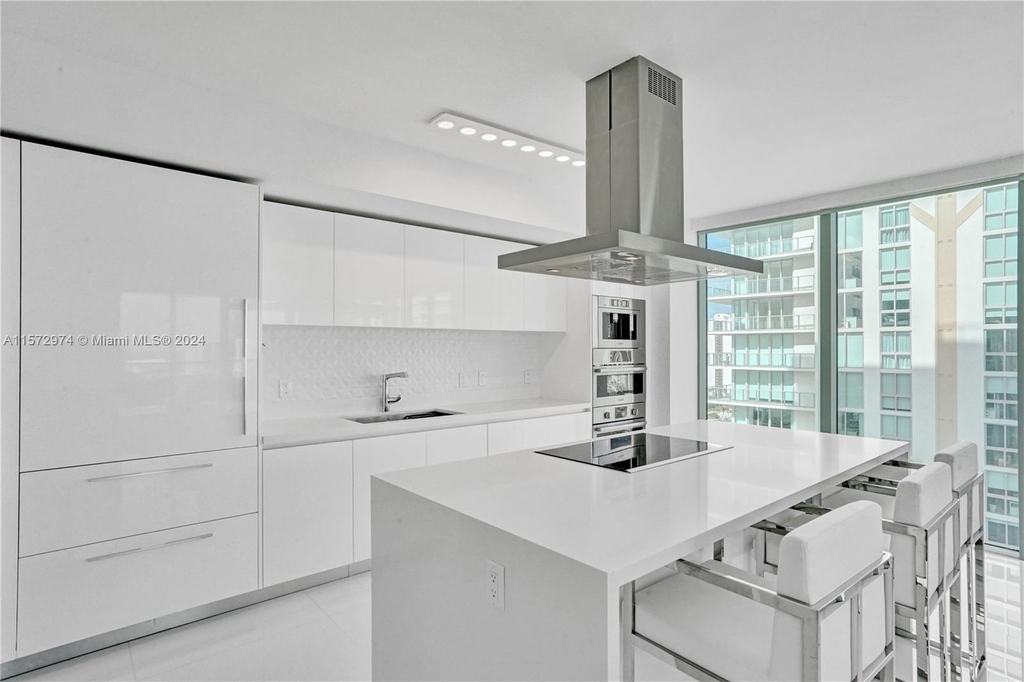 330 Sunny Isles Blvd - Photo 12