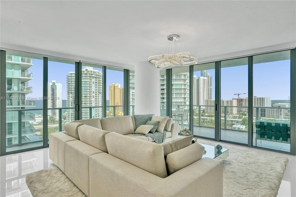 330 Sunny Isles Blvd - Photo 2