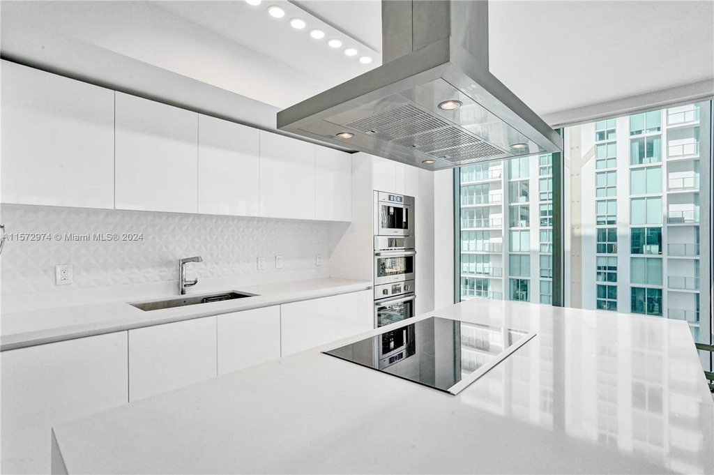 330 Sunny Isles Blvd - Photo 15