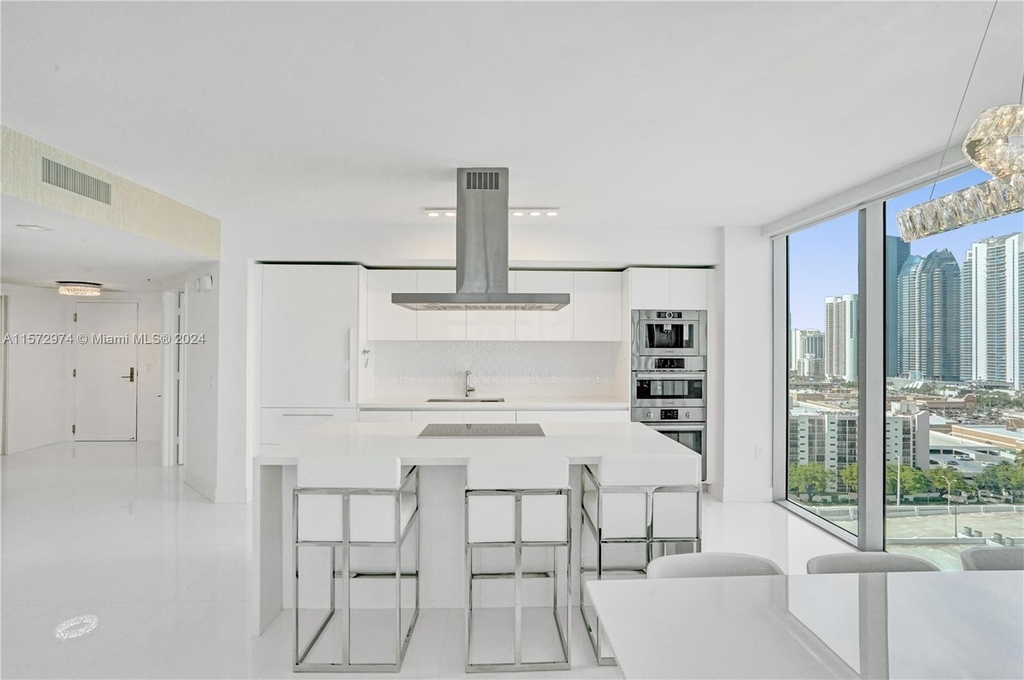 330 Sunny Isles Blvd - Photo 17