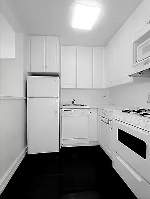 238 East 36th Street - Photo 3