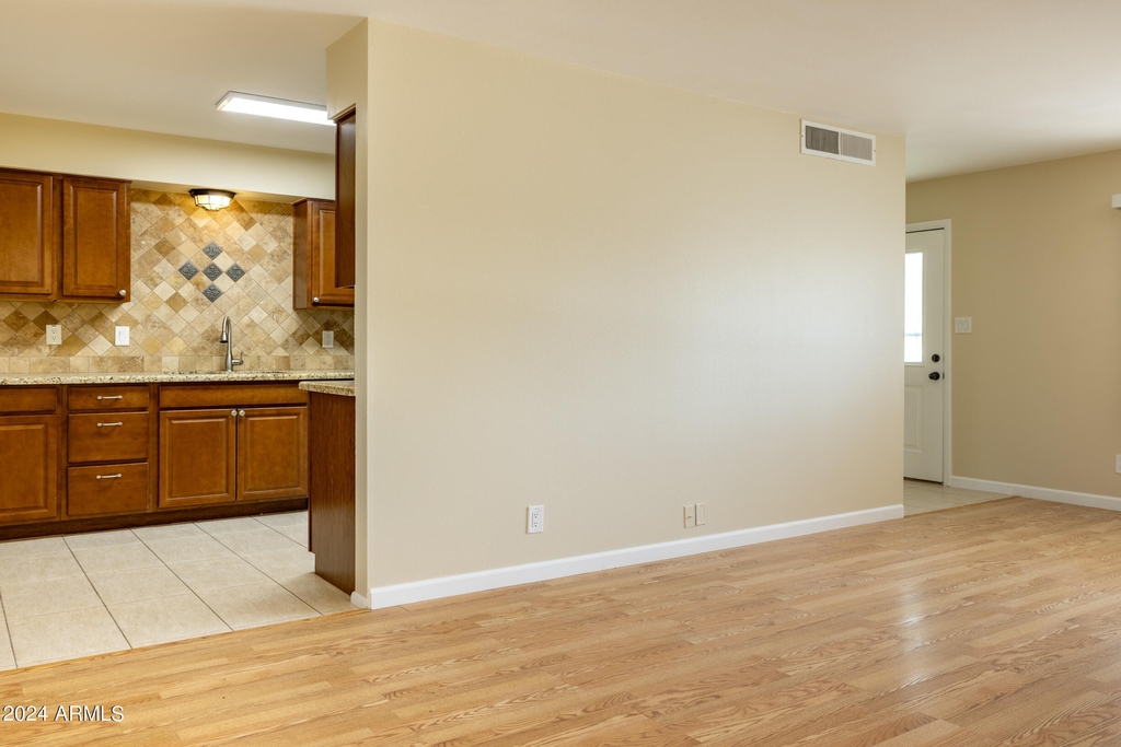 12208 N Pebble Beach Drive - Photo 5