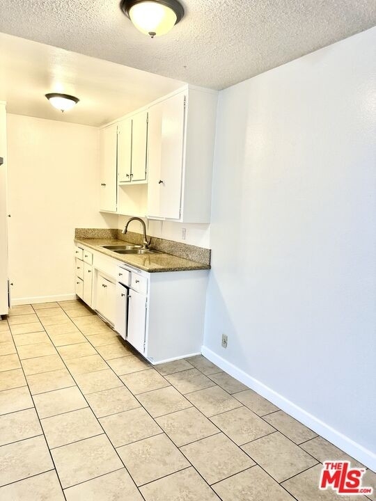 4115 W Century Blvd - Photo 3