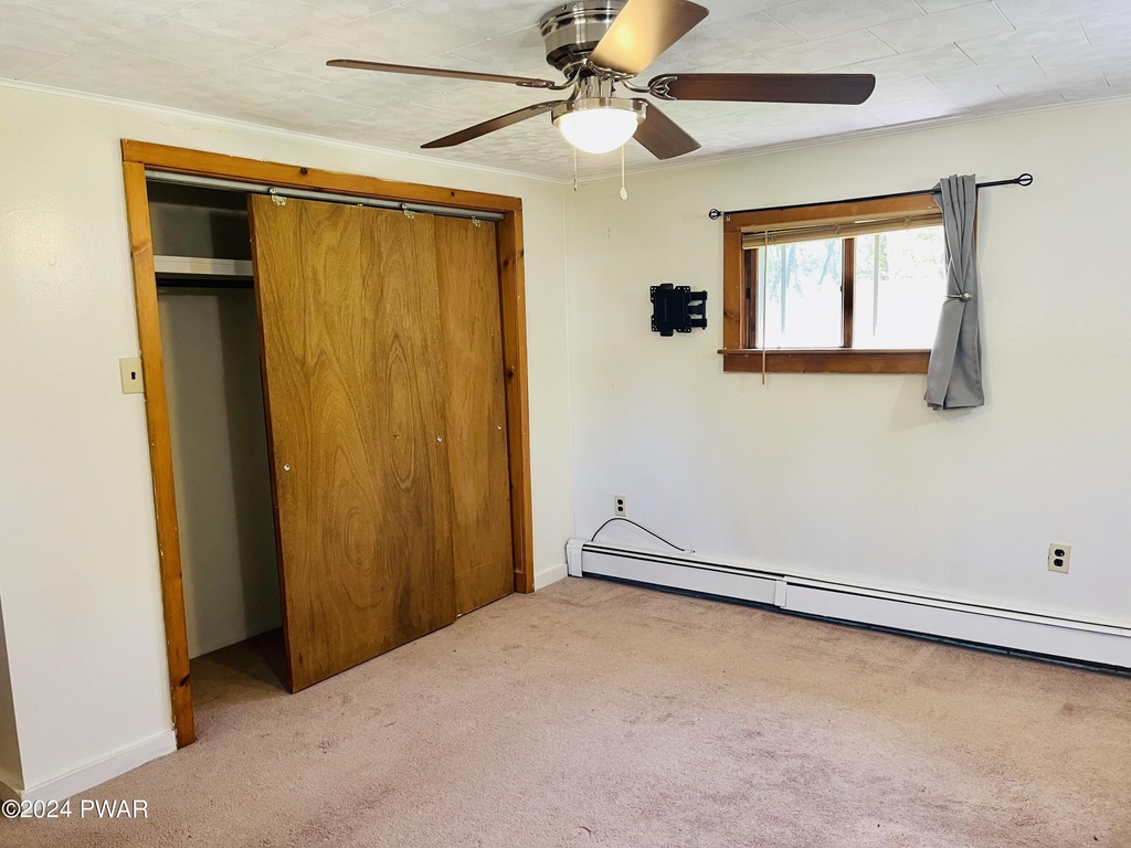 1024 Delaware Drive - Photo 7