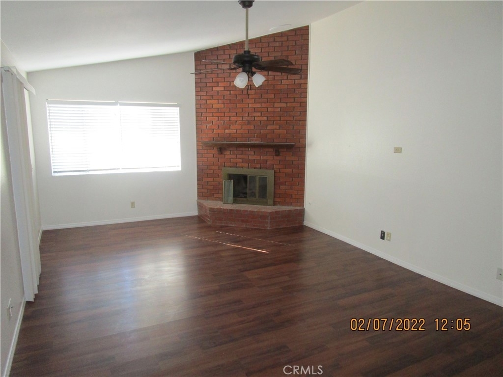 1885 Silver Oak Way - Photo 32