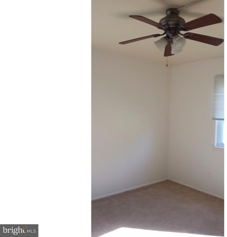 2715 Adams Ct - Photo 3